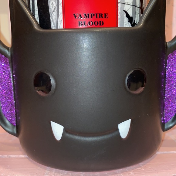 Halloween Bat 🦇 Candle Holder - Picture 3 of 10